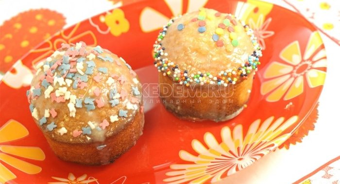 Пасхальные куличики с сахарно-лимонным кремом