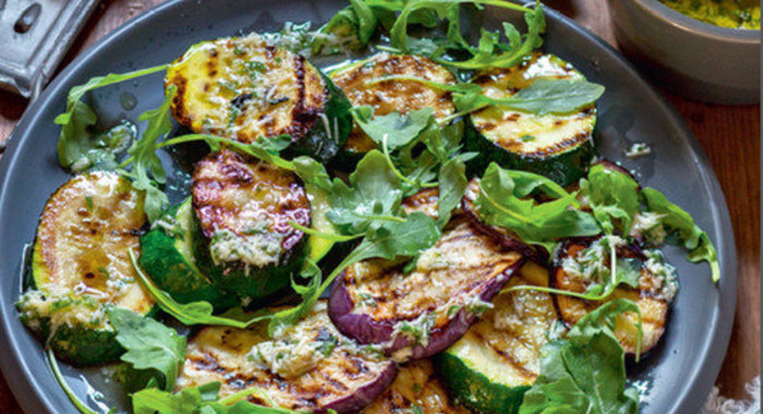 Овощи гриль с рукколой и сырной заправкой от Юлии Высоцкой