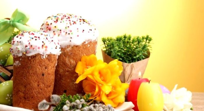 Кулич пасхальный с изюмом