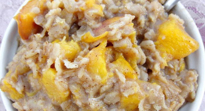 Овсяная каша с мятой и ананасом