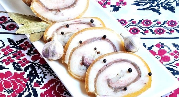 Рулет из сала