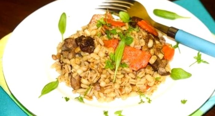 Перловка с мясом