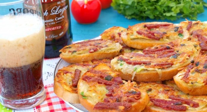 Гренки к пиву с колбасой