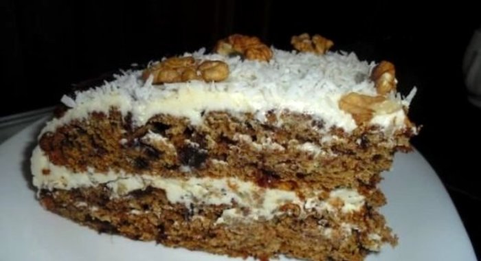 Торт с финиками