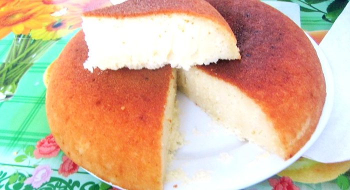 Манник на кефире и сметане