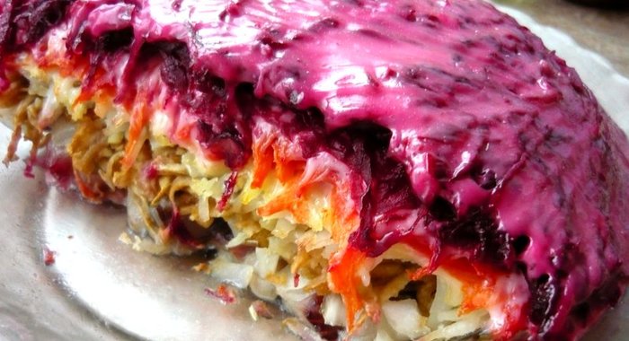 Селедка под шубой с яблоком