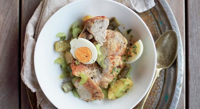 Картофельный салат с запеченной цесаркой