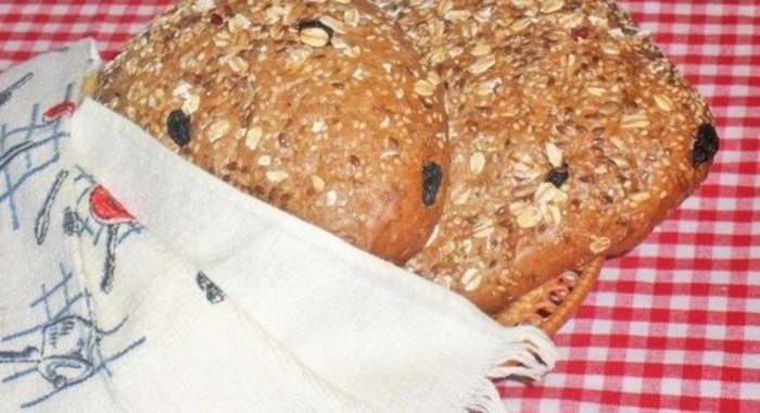 Хлеб с хлопьями и отрубями