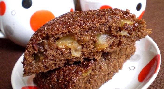 Шоколадный манник с яблоком