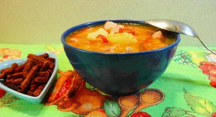 Гороховый суп с копченой курицей