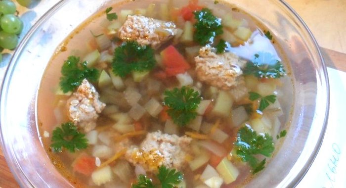 Овощной суп с фрикадельками