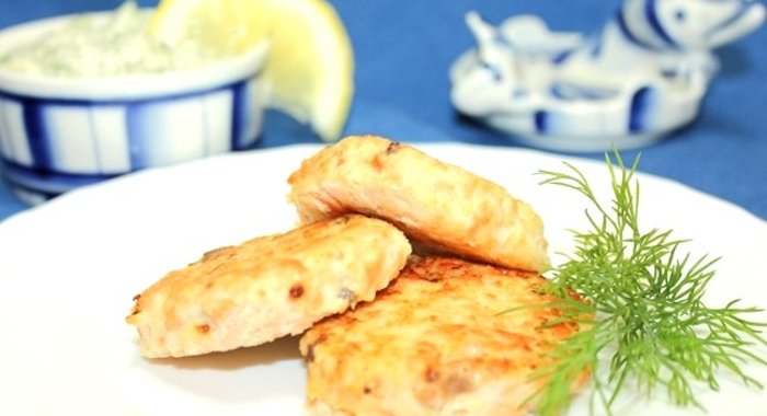 Рыбные котлеты из горбуши