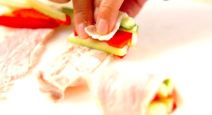 Свиные рулетики с овощами