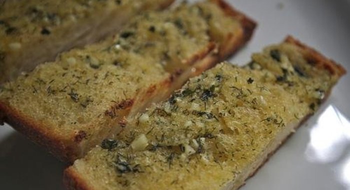 Чесночный хлеб