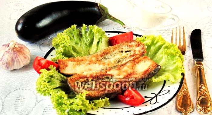 Шницели из баклажанов с чесночным соусом