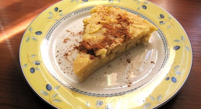 Манник с яблоками