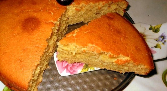 Манник с яблоками