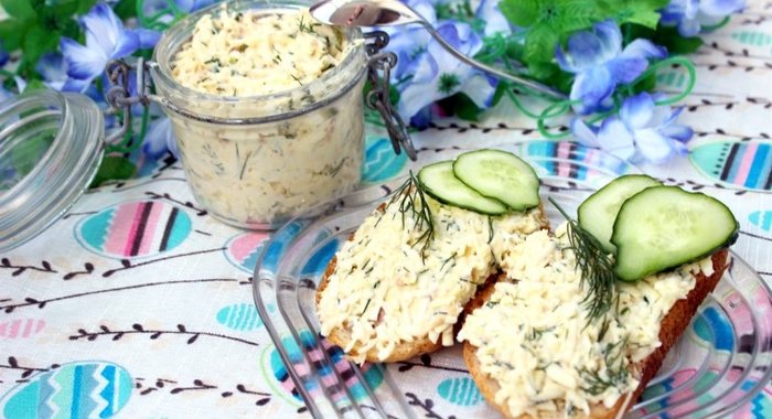 Намазка для бутербродов из плавленного сыра и тунца