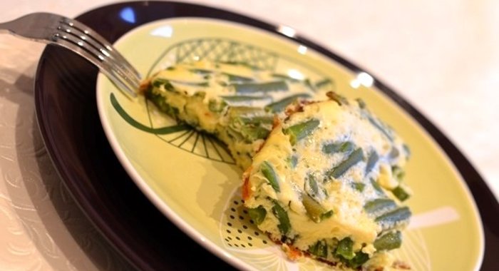 Омлет со спаржевой фасолью