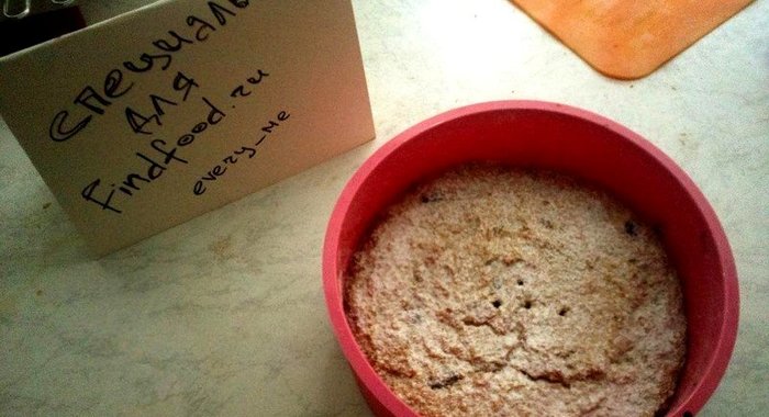 Пирог из черствого хлеба с изюмом