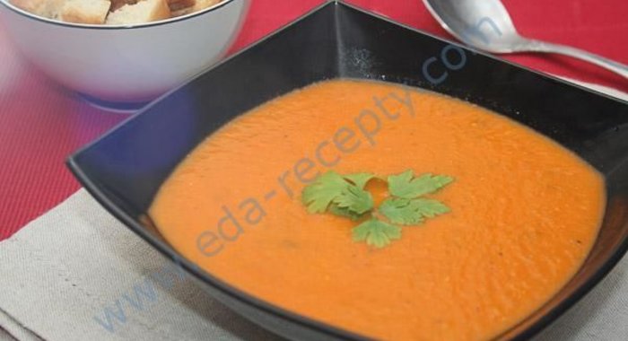 Томатный суп пюре