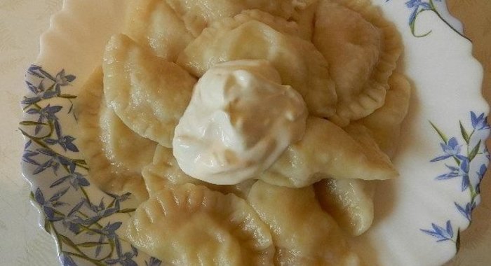 Вареники на кефире с луком