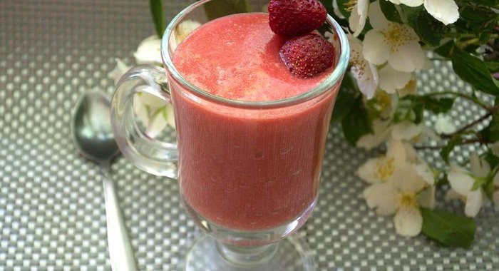 Десертный манник на клубнике