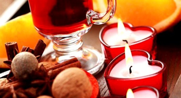 Классический негус с порто, бренди, красным вином и лимоном