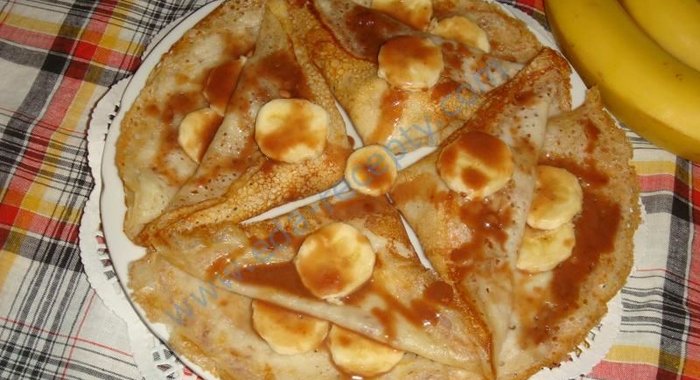 Банановые блины с бананом и шоколадом