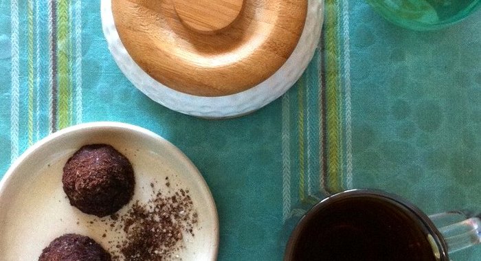 Полезные конфеты из фиников и бананов