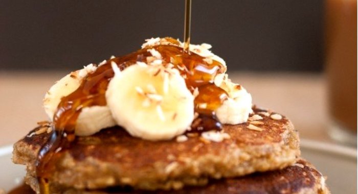 Вкусные оладушки на кефире пышные