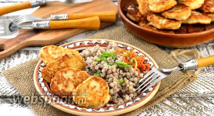 Молочные куриные оладьи