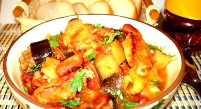 Рагу с фасолью