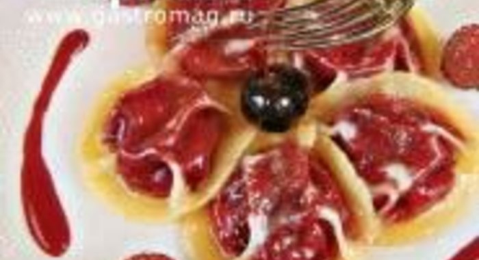 Вареники с вишней