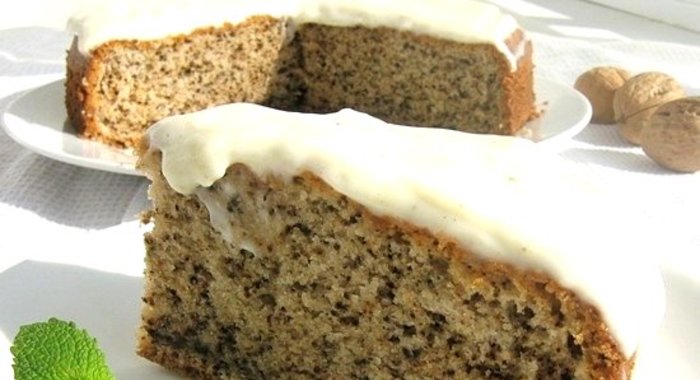 Бисквит с орехами