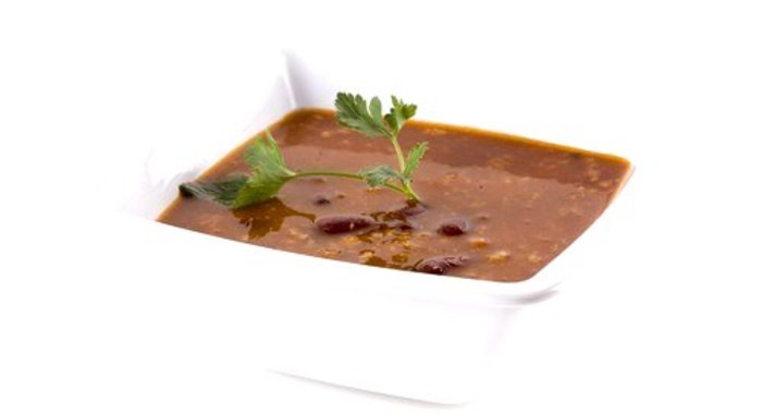 Суп-пюре из черной фасоли и кориандра