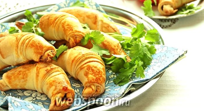 Пирожки из домашнего слоёного теста