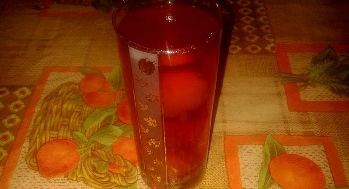 Абрикосовый компот