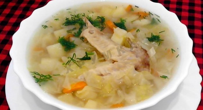 Щи на курином бульоне из капусты