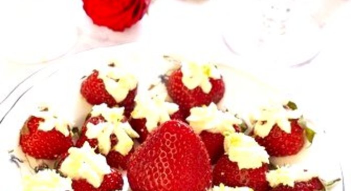 Клубника с лимонным кремом