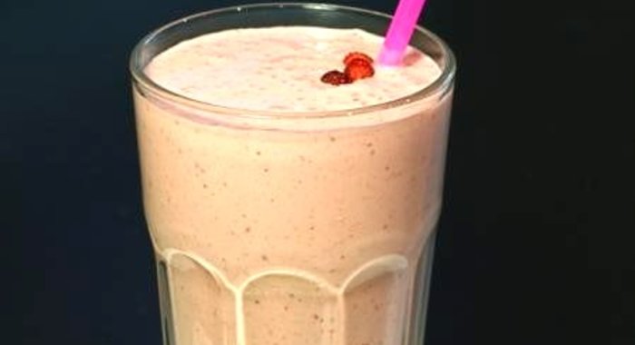 Клубнично-банановый мусс с ванилью