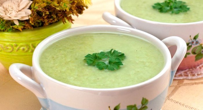 Суп-пюре с брокколи и куриным филе