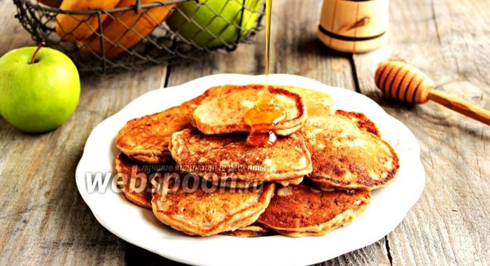 Бананово-яблочные оладьи