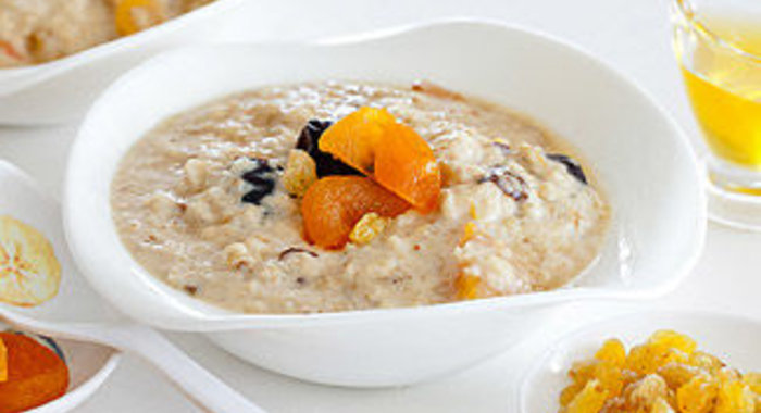 Овсяная каша с сухофруктами в мультиварке