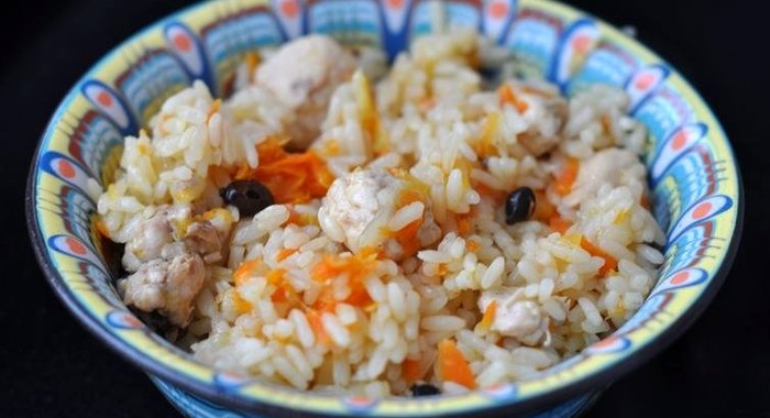 Плов из курицы на сковороде