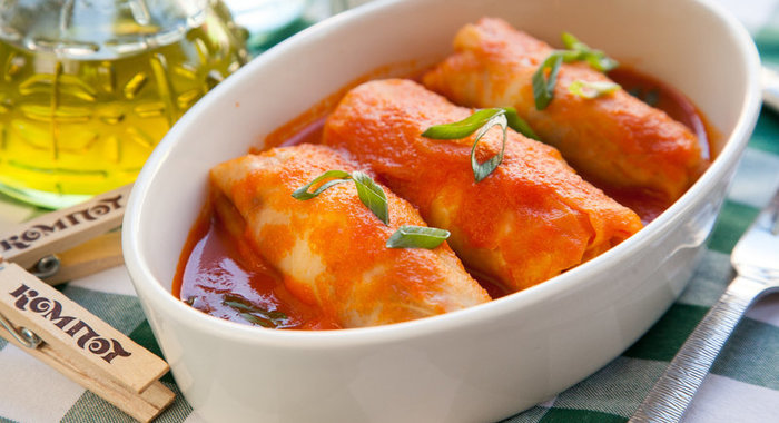 Голубцы овощные в морковном соусе