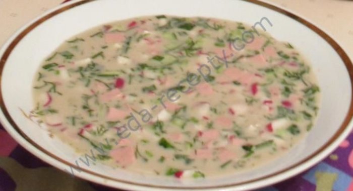 Окрошка классическая на кефире и минералке с колбасой