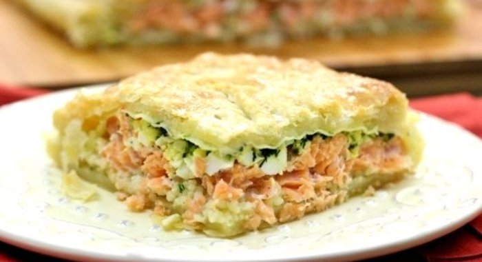 Кулебяка с семгой