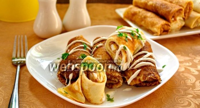 Домашние блинчики с начинкой из свиного языка и яиц