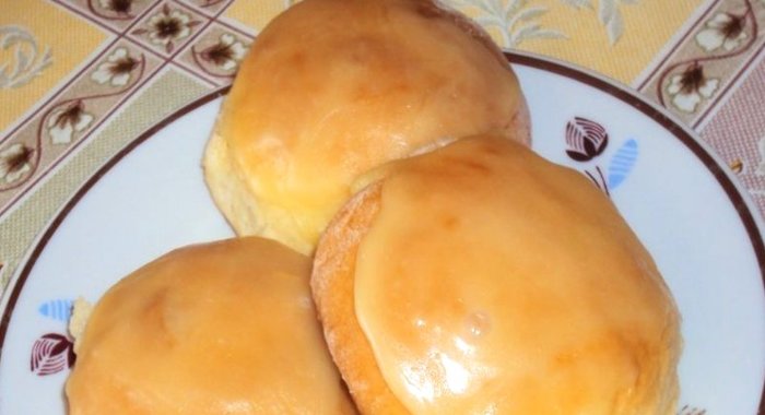 Булочки с джемом из дрожжевого теста